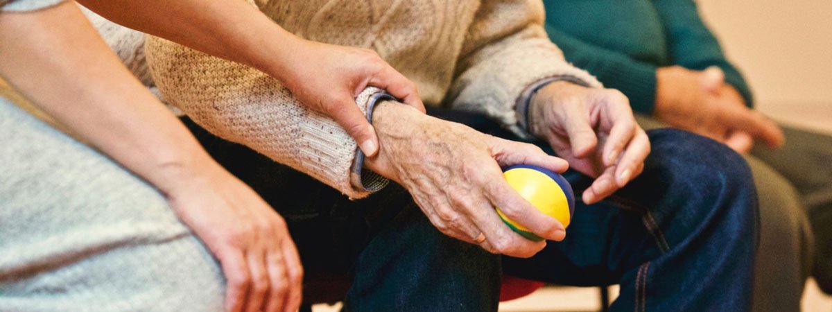 Cuidador de ancianos a domicilio