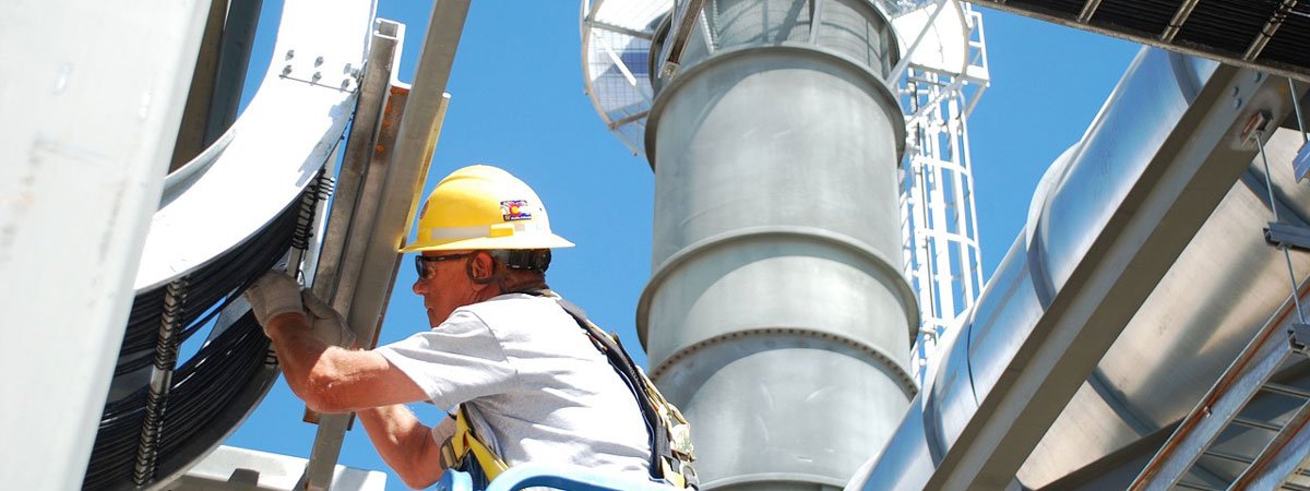 Curso de trabajos verticales y en altura oficial Curso de trabajos verticales y en altura oficial